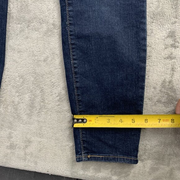 Signature Gold Levi Strauss Jeans Womens 33 Totally Shaping Pull On Skinny Denim - Picture 6 of 15